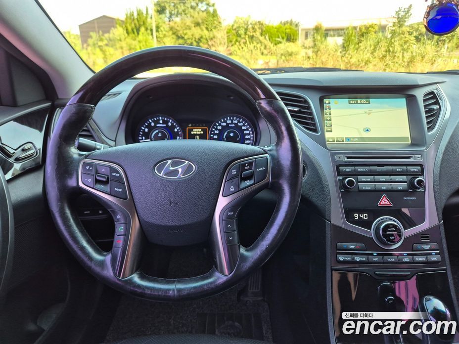 Hyundai Grandeur (HG) фото 10