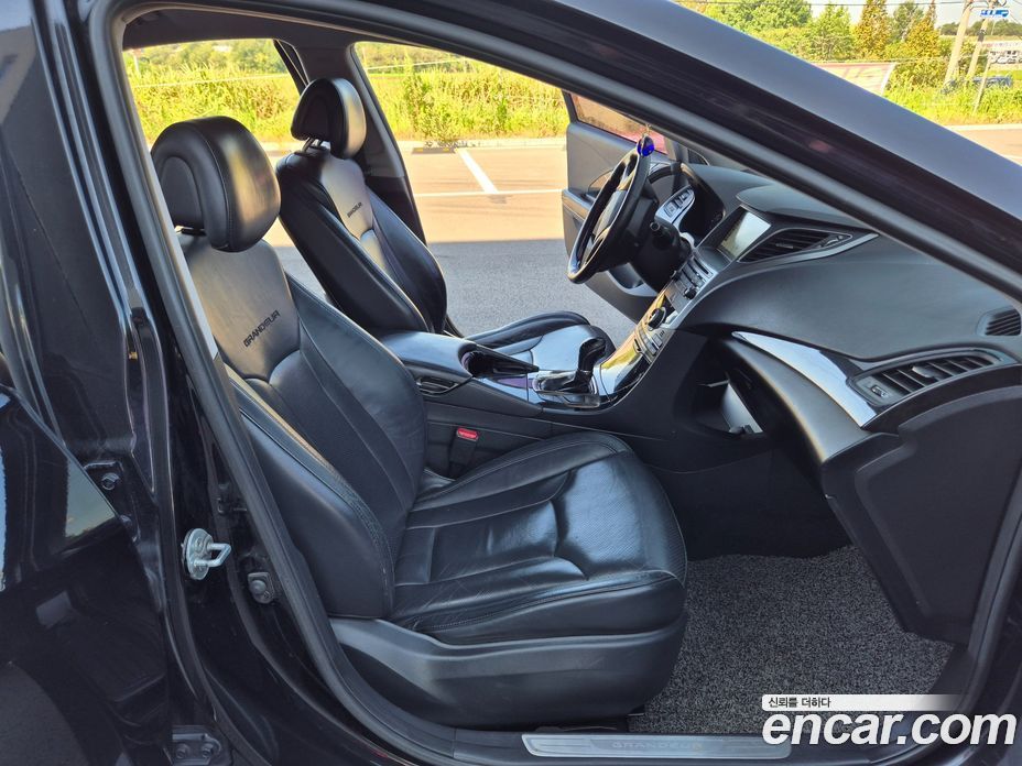 Hyundai Grandeur (HG) фото 17