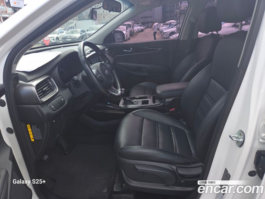 Kia Sorento 3rd Gen фото 7
