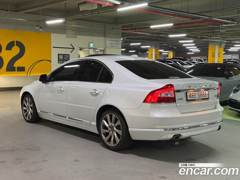 Volvo S80 фото 3