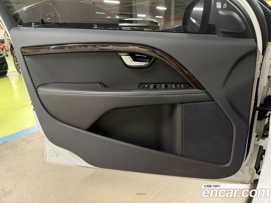 Volvo S80 фото 16