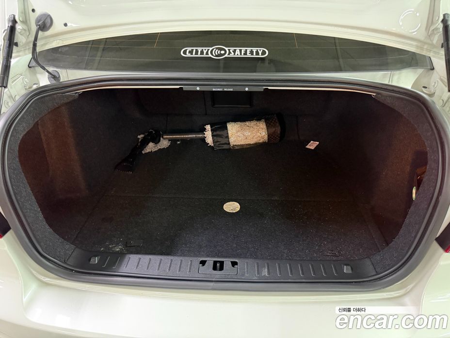 Volvo S80 фото 17
