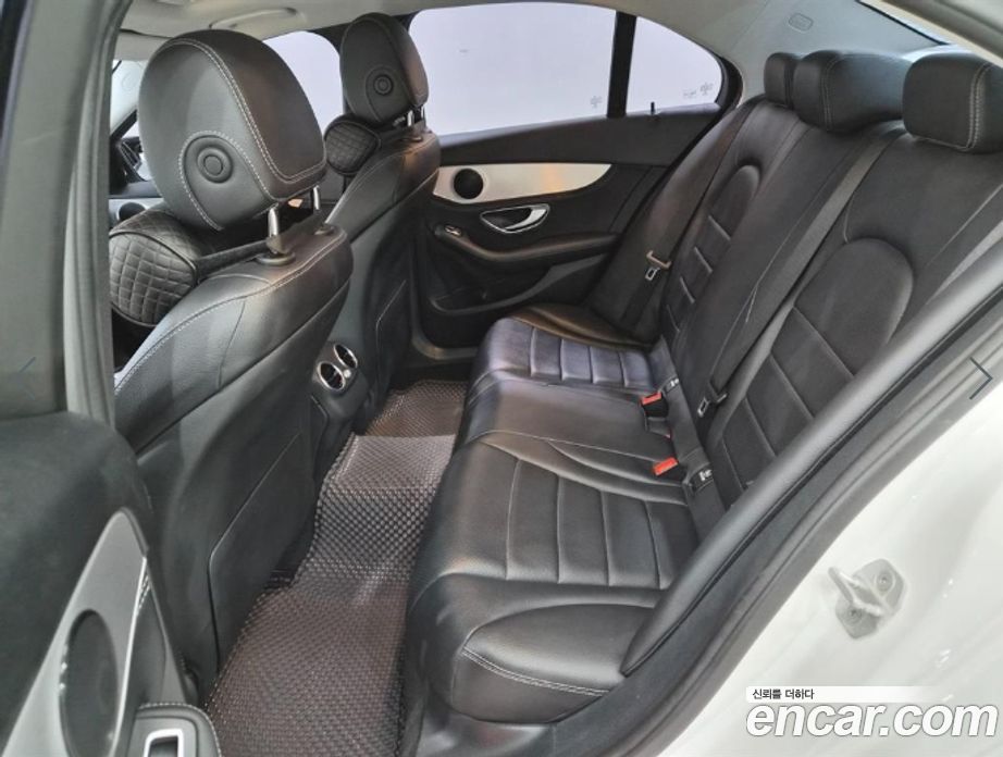 Mercedes-Benz C-Class W205 фото 5