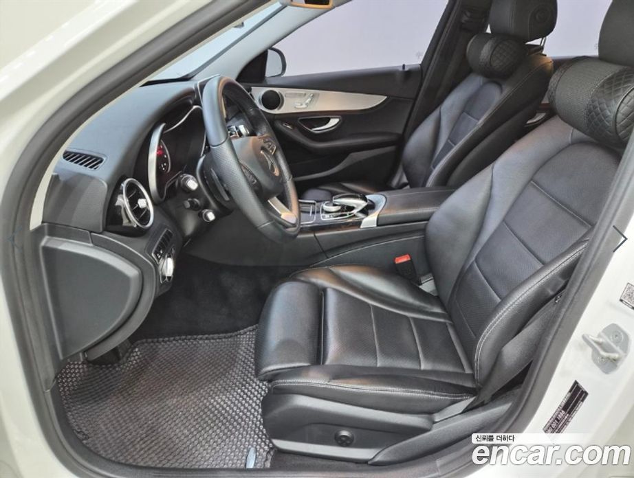 Mercedes-Benz C-Class W205 фото 9