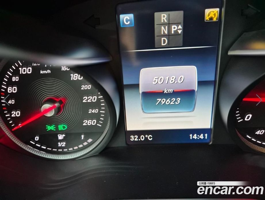 Mercedes-Benz C-Class W205 фото 11