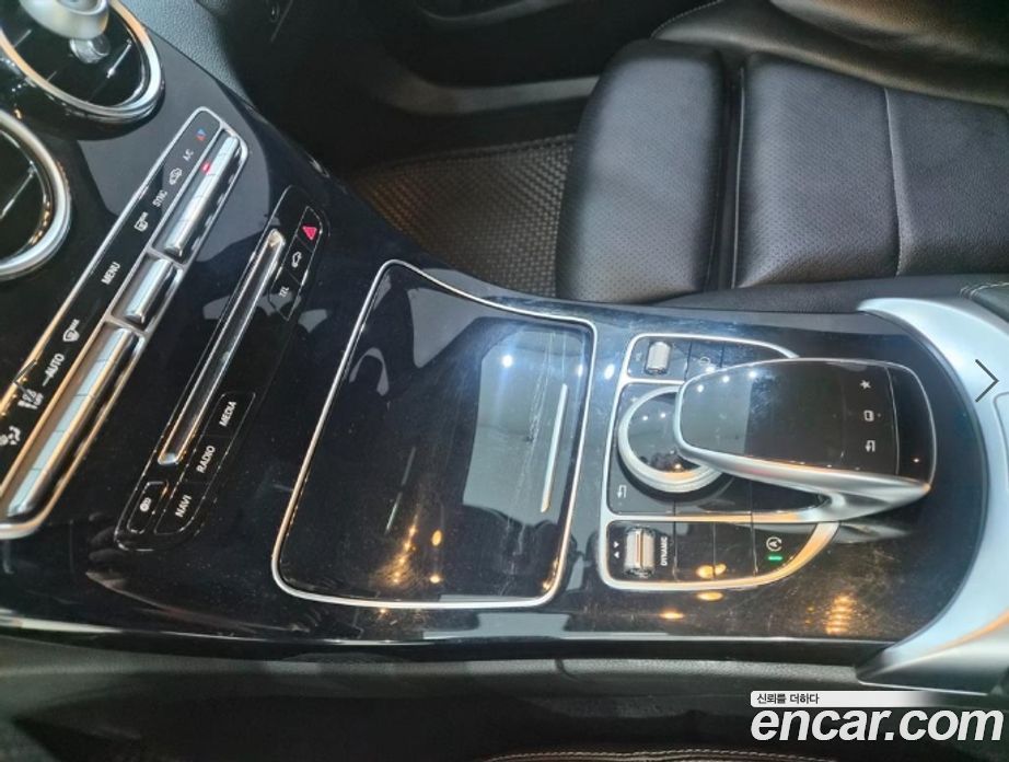 Mercedes-Benz C-Class W205 фото 15