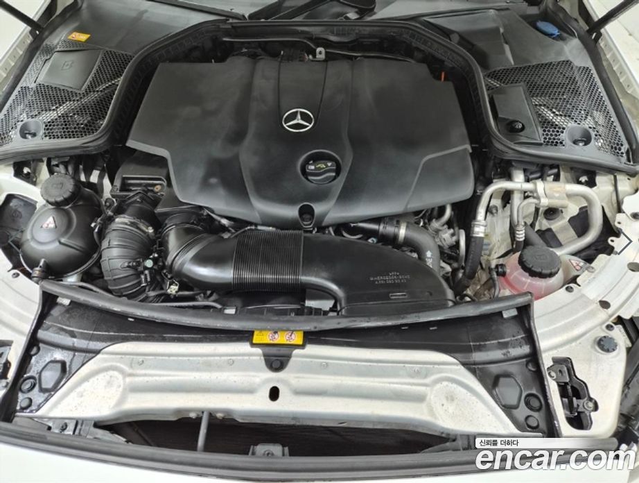 Mercedes-Benz C-Class W205 фото 20