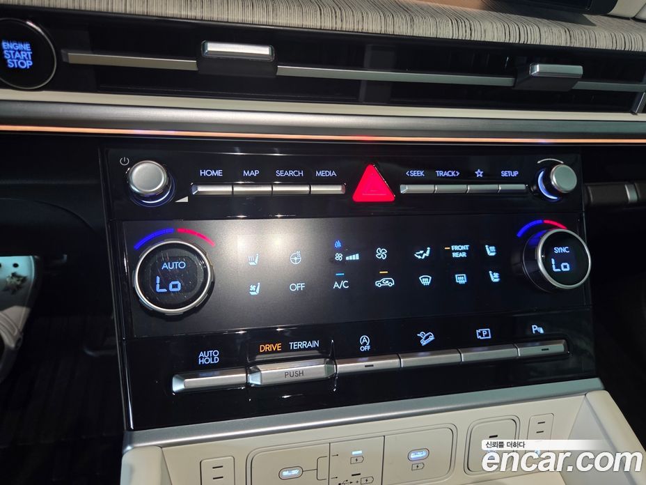 Hyundai Santa Fe (MX5) 5th Gen фото 4