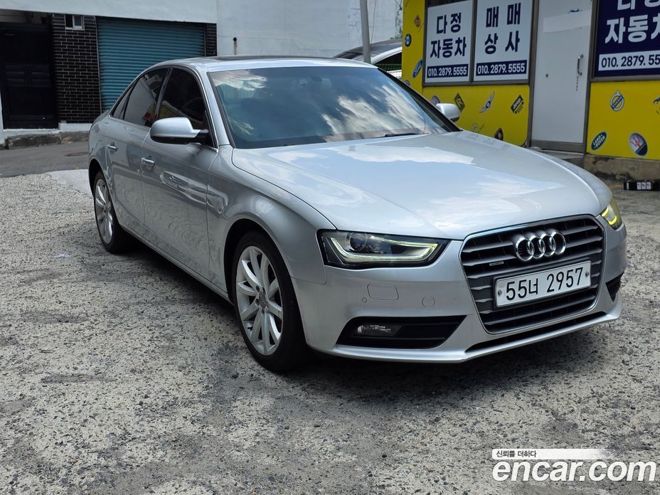 Audi A4 (B8) фото 3