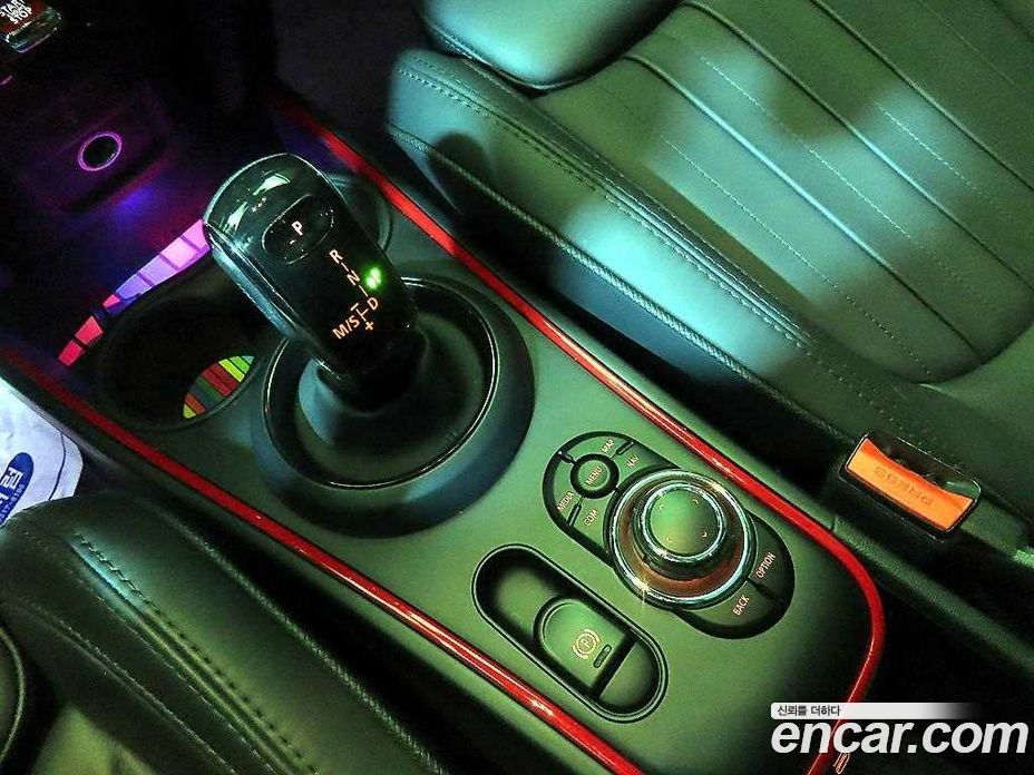 Mini Cooper Countryman S фото 12