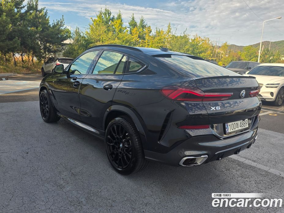 BMW X6 (G06) фото 6