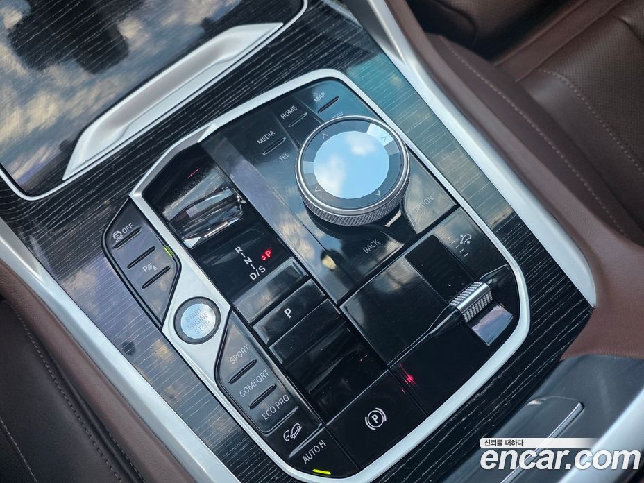 BMW X6 (G06) фото 14