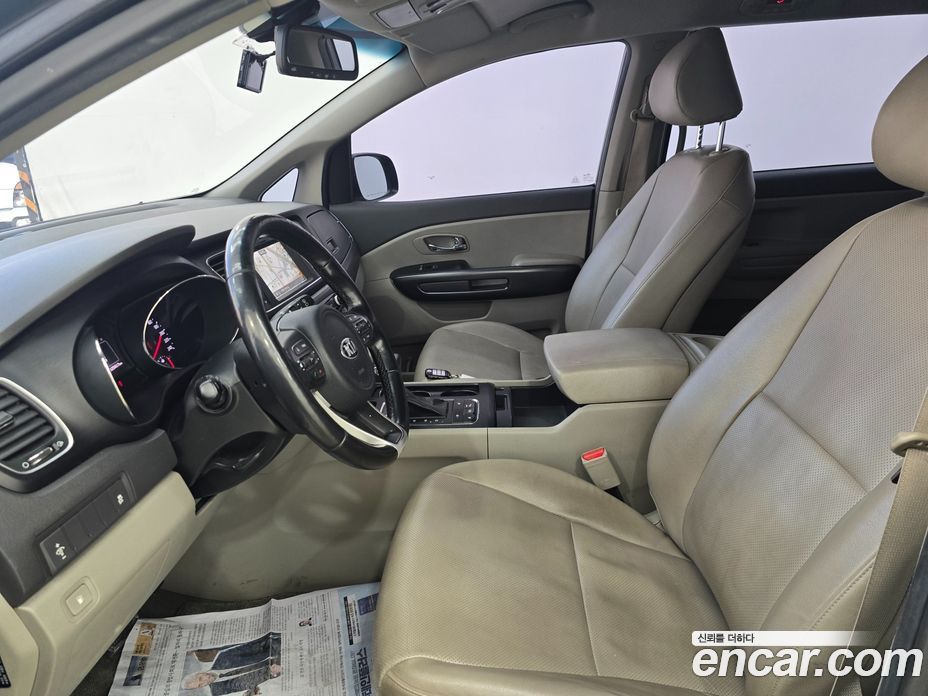 Kia Carnival 3rd Gen фото 15