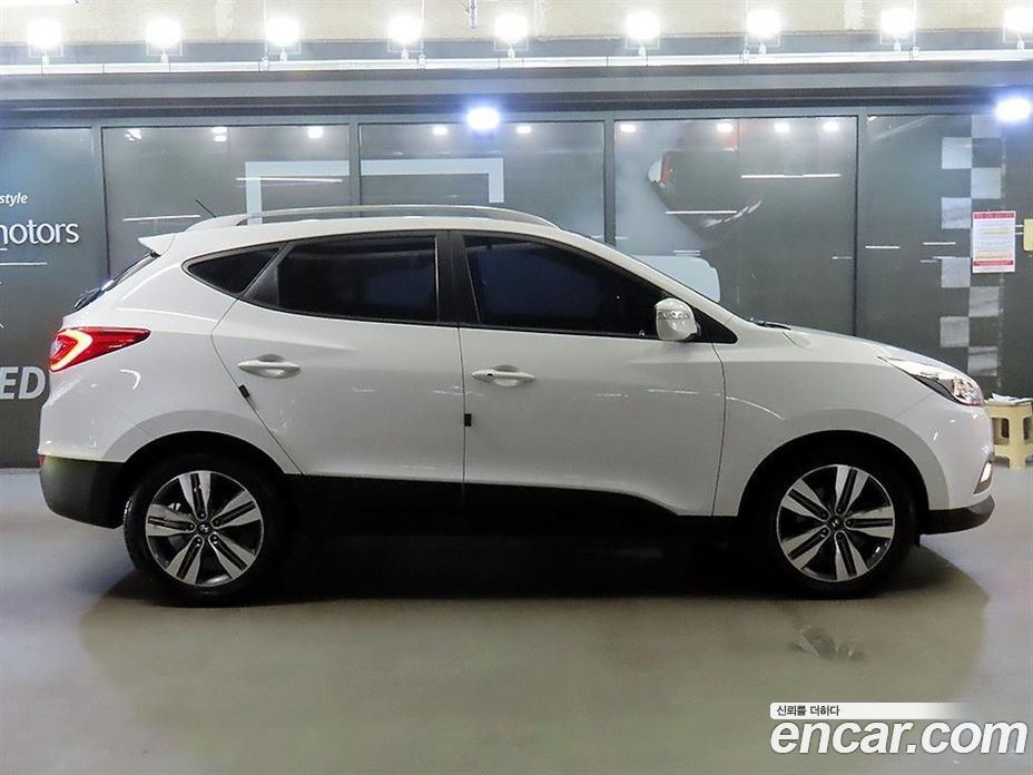 Hyundai Tucson ix Restyling фото 3