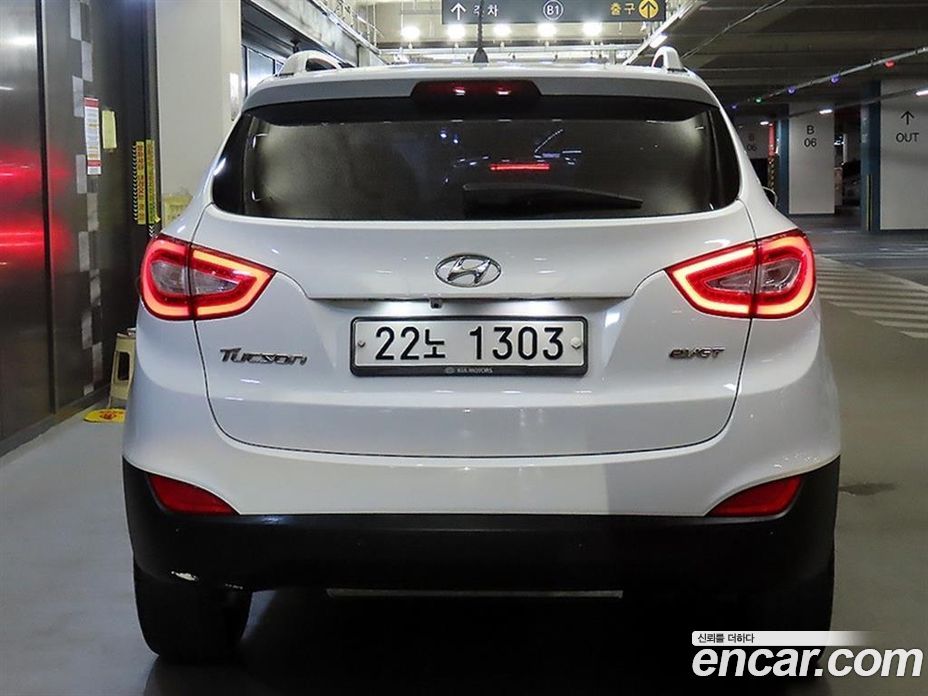 Hyundai Tucson ix Restyling фото 5