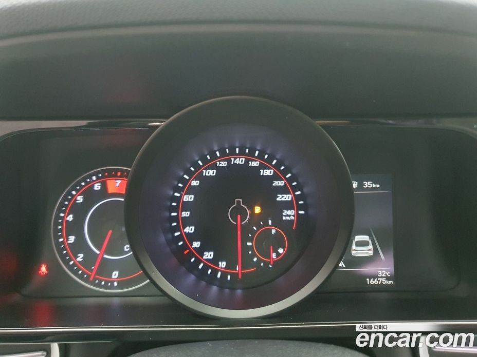 Hyundai Avante (CN7) фото 8
