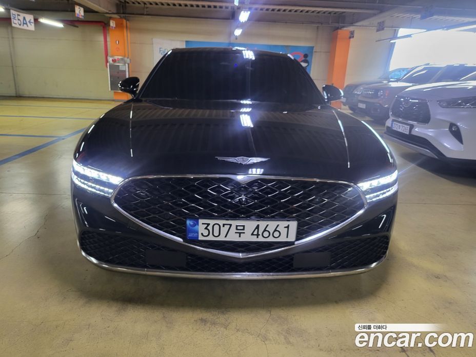 Genesis G90 (RS4)