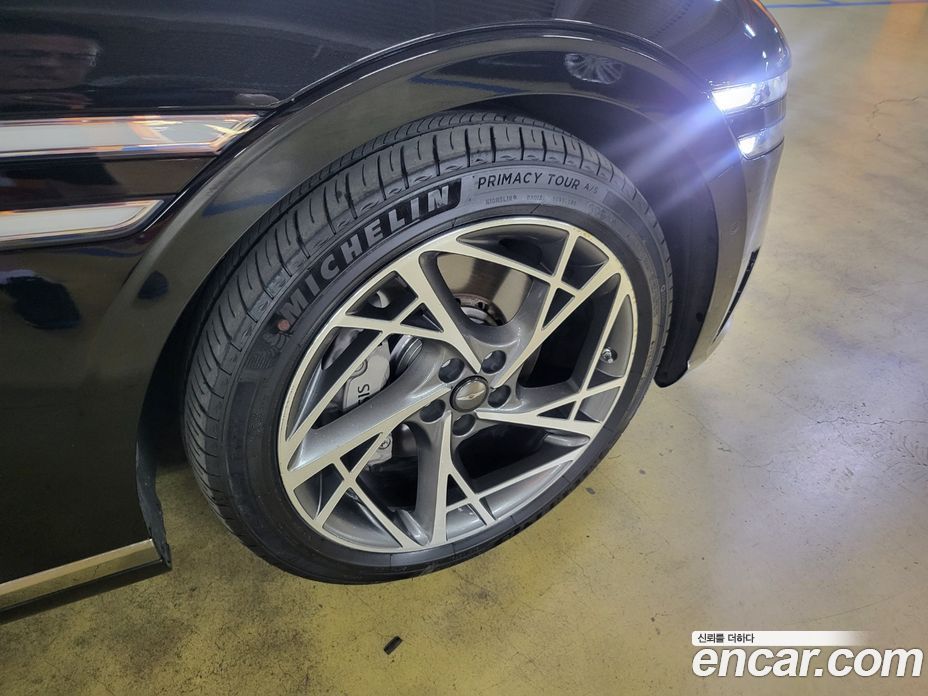 Genesis G90 (RS4) фото 20