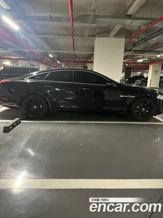 Jaguar XJ Restyling фото 6