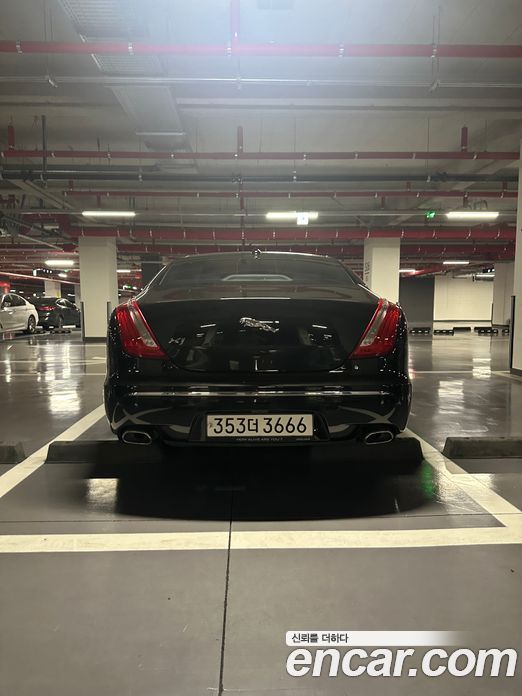 Jaguar XJ Restyling фото 7