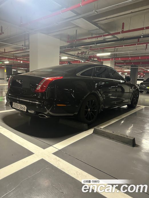 Jaguar XJ Restyling фото 9
