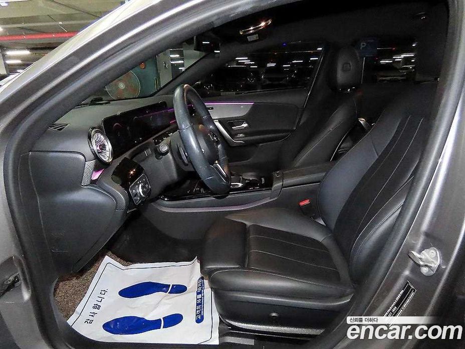 Mercedes-Benz A-Class W177 фото 6