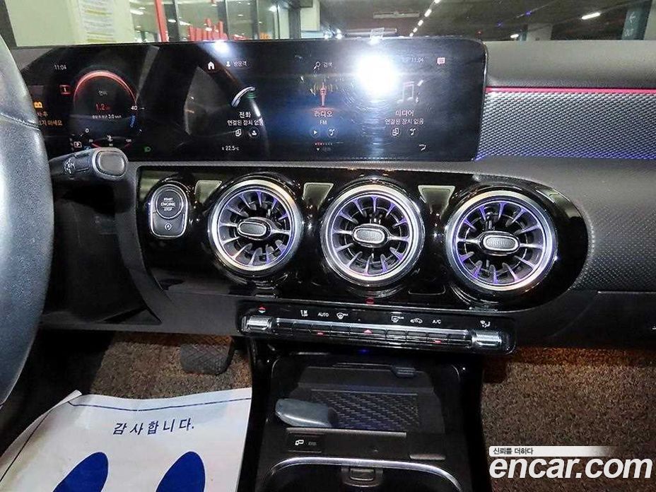 Mercedes-Benz A-Class W177 фото 11