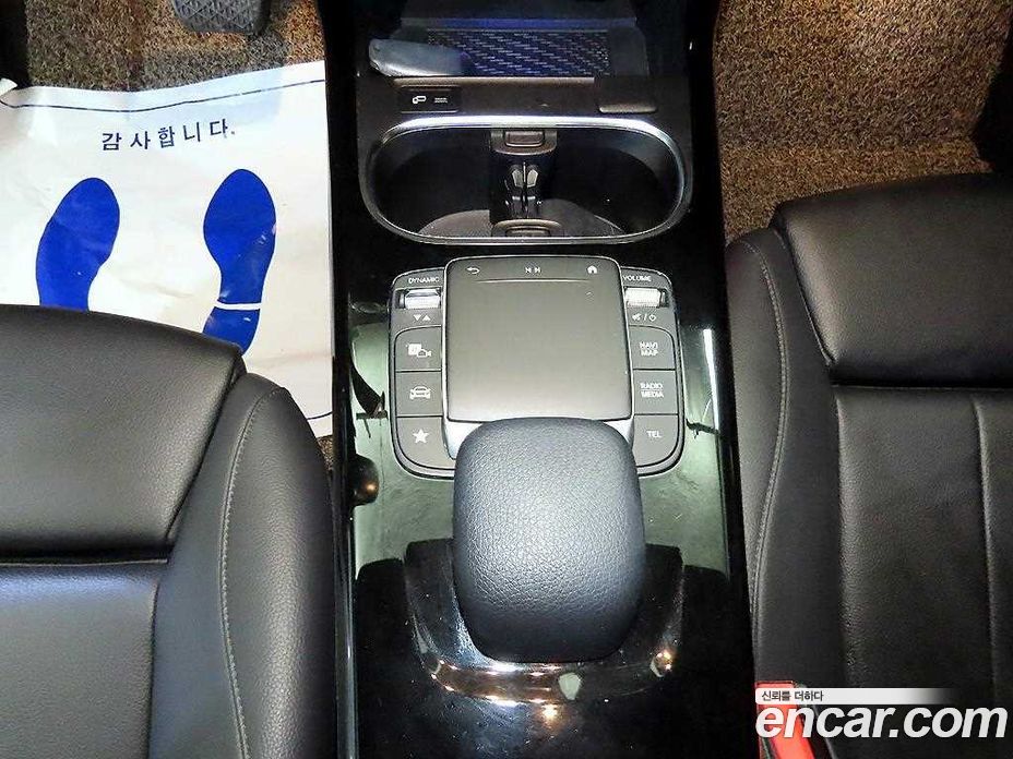 Mercedes-Benz A-Class W177 фото 12