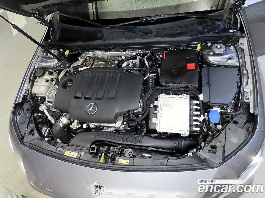 Mercedes-Benz A-Class W177 фото 17
