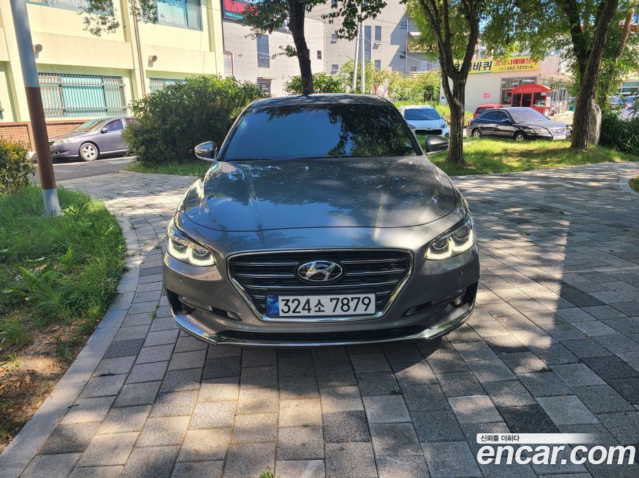 Hyundai Grandeur (IG) 6th Gen фото 3