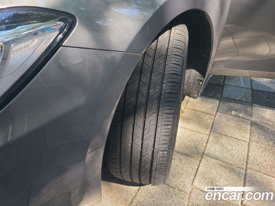 Hyundai Grandeur (IG) 6th Gen фото 15