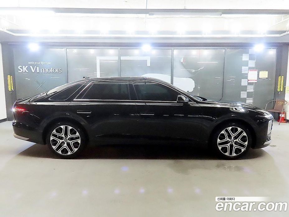 Hyundai Grandeur (GN7) фото 3