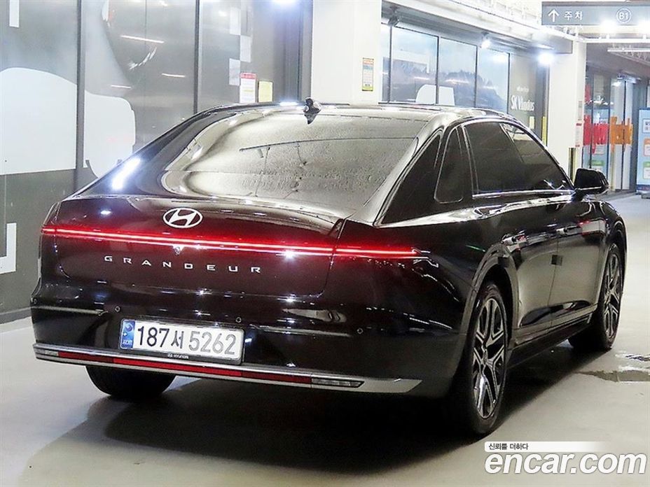 Hyundai Grandeur (GN7) фото 4