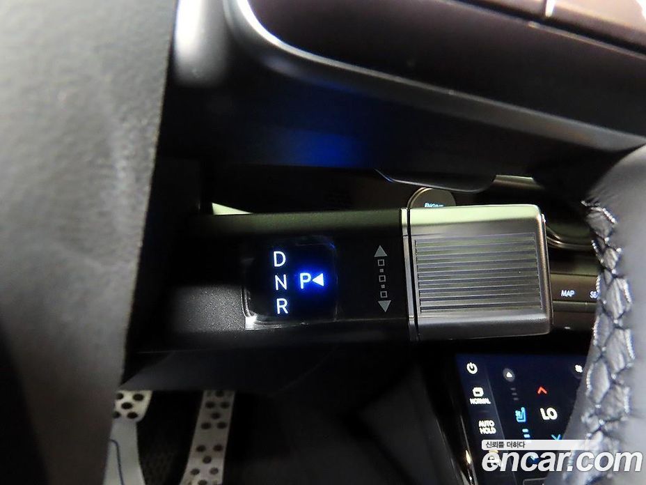 Hyundai Grandeur (GN7) фото 12