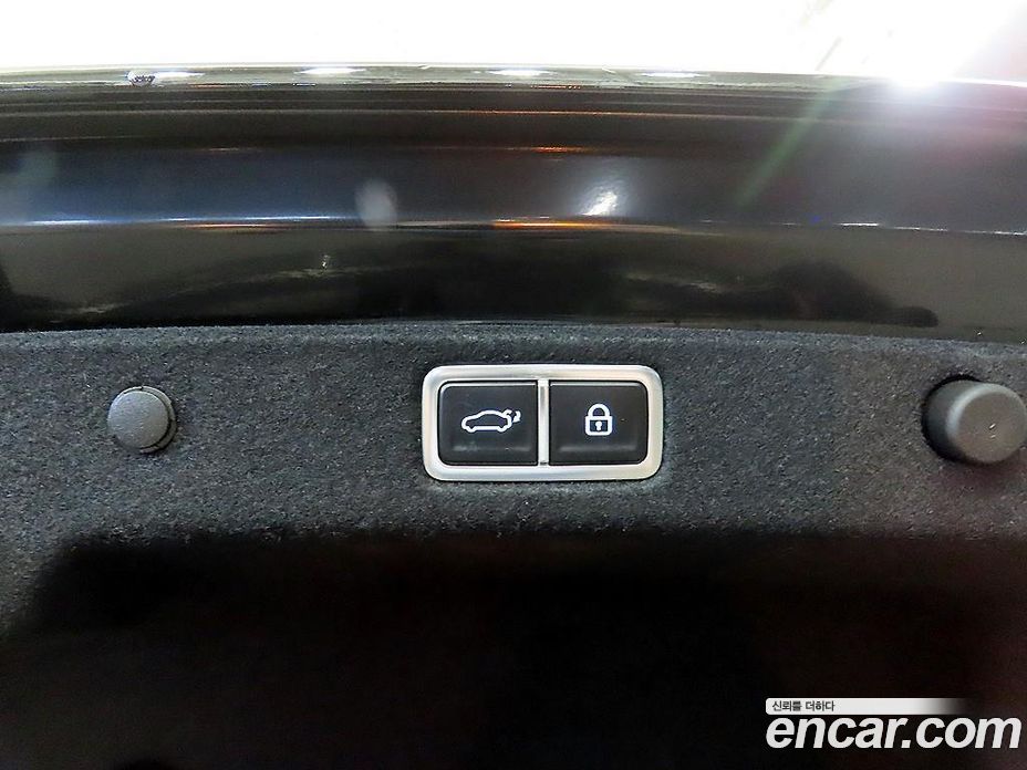 Hyundai Grandeur (GN7) фото 17