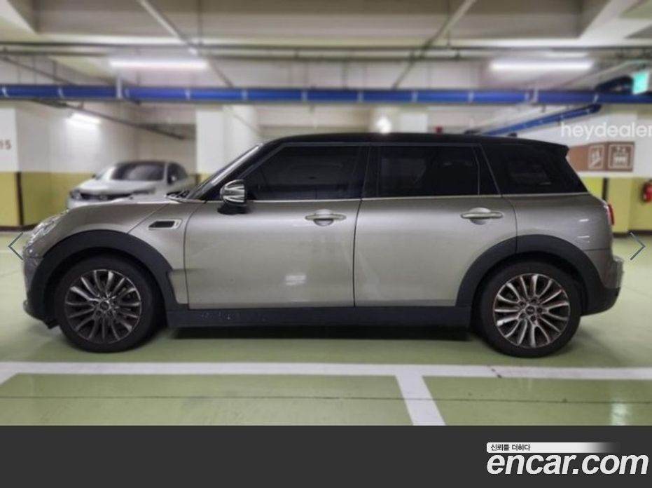 Mini Cooper Clubman фото 3