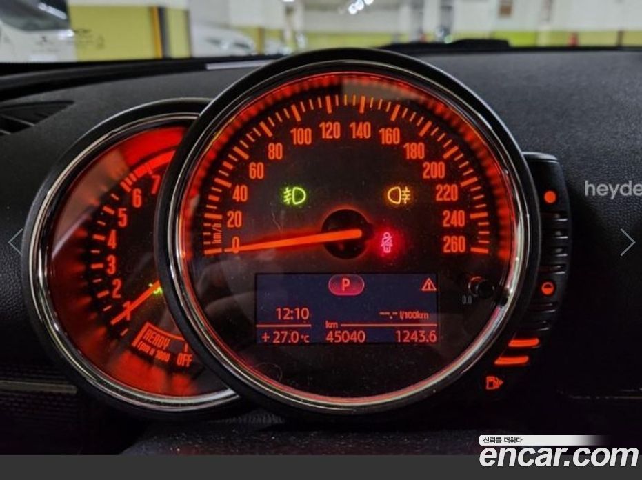 Mini Cooper Clubman фото 7