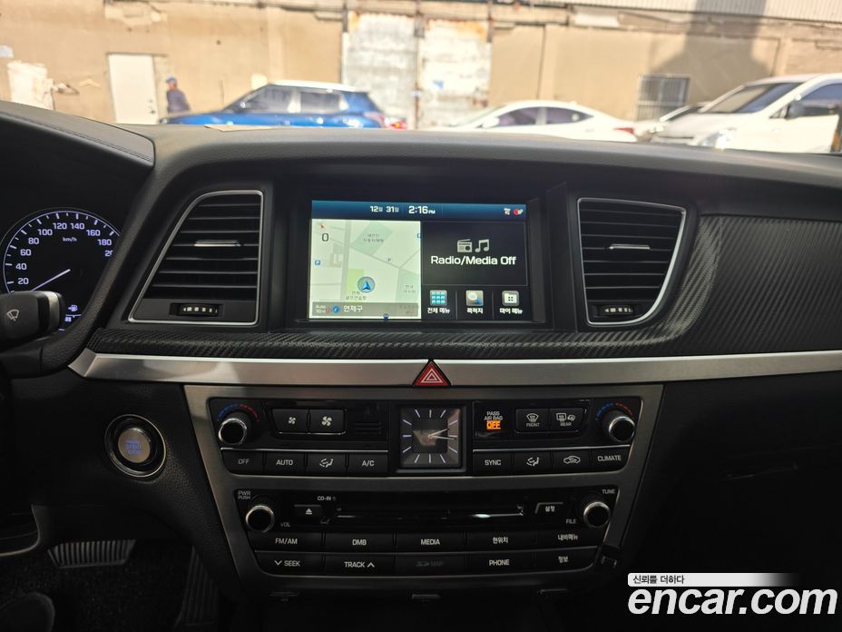 Hyundai Genesis (DH) фото 11