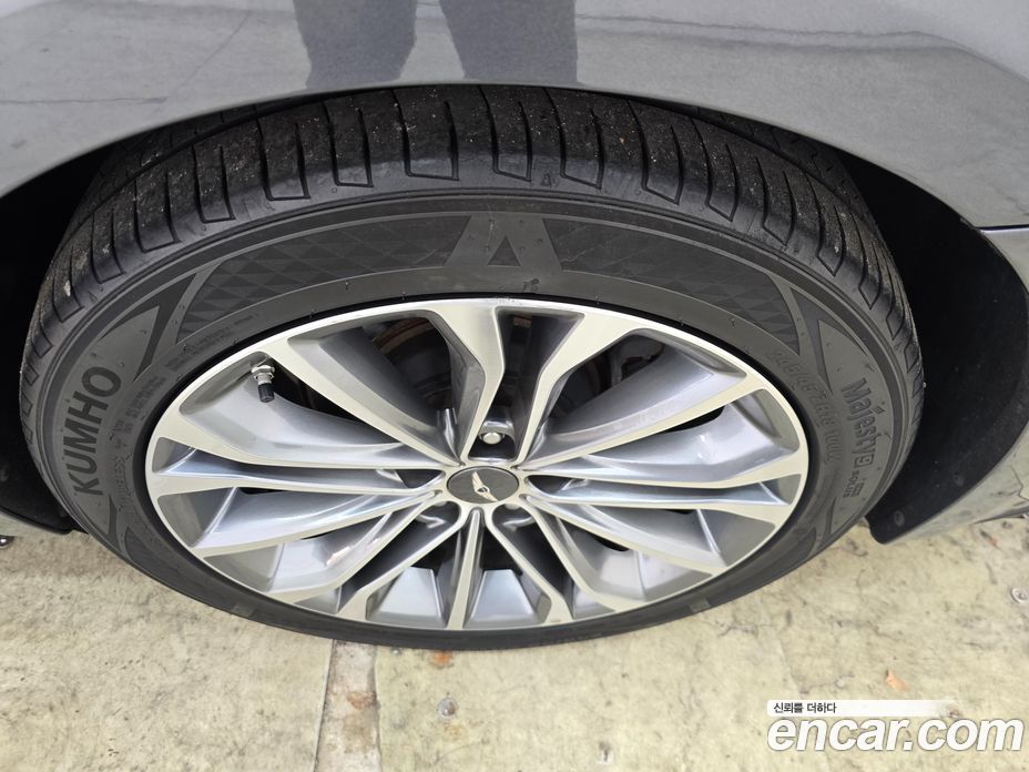 Hyundai Genesis (DH) фото 18