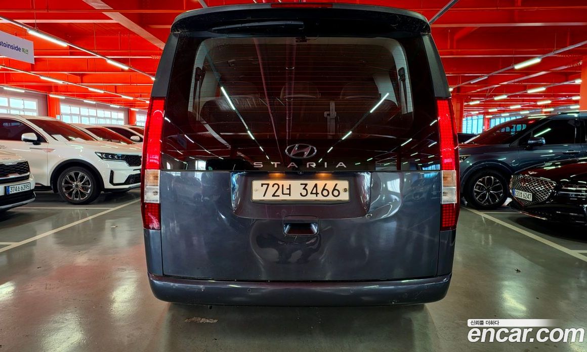 Hyundai Staria фото 2