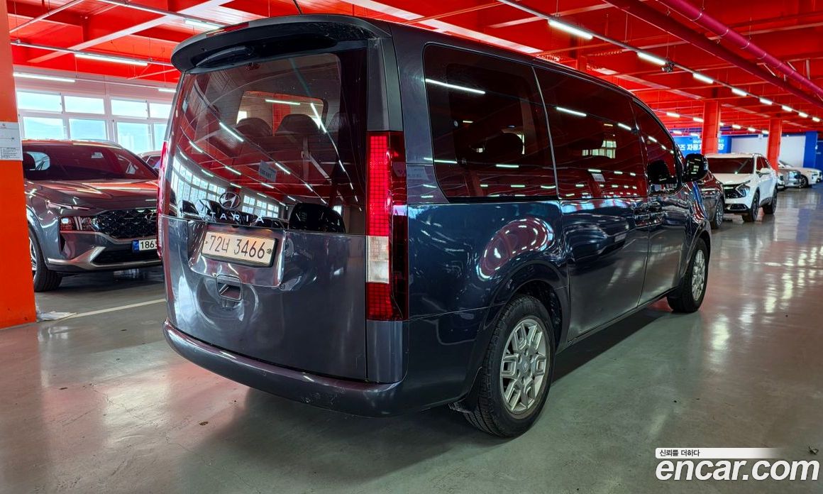 Hyundai Staria фото 3