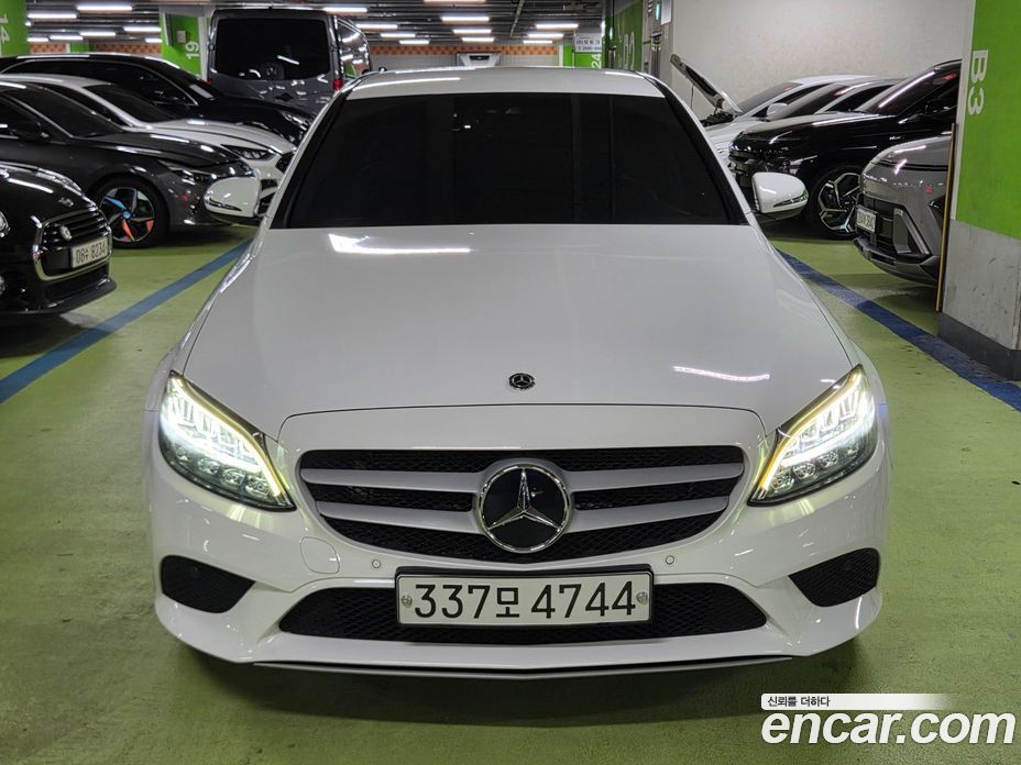 Mercedes-Benz C-Class W205 фото 3
