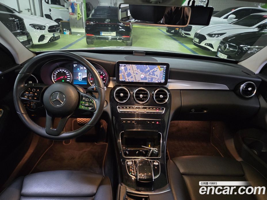 Mercedes-Benz C-Class W205 фото 7