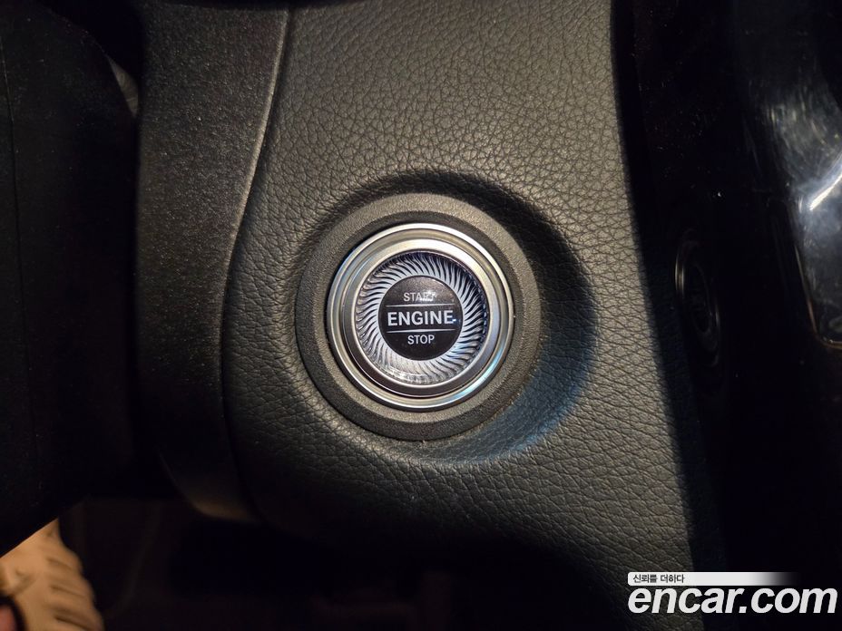 Mercedes-Benz C-Class W205 фото 14