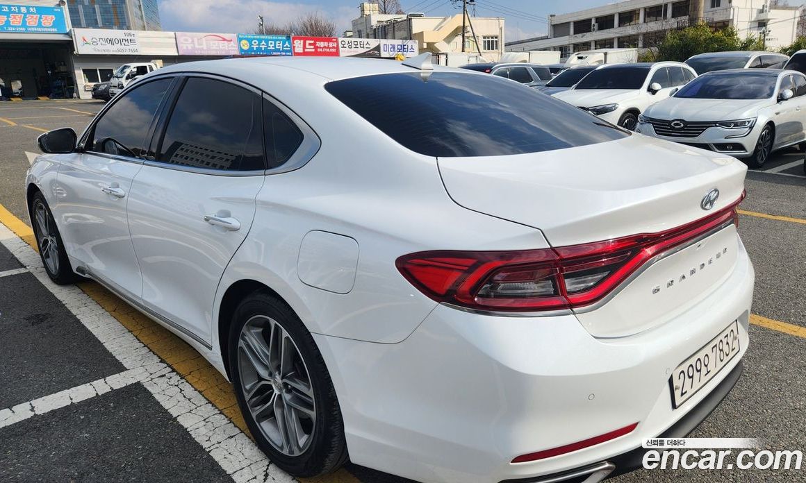 Hyundai Grandeur (IG) 6th Gen фото 5
