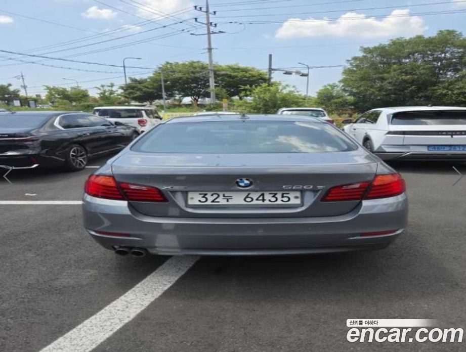 BMW 5-Series (F10) фото 3