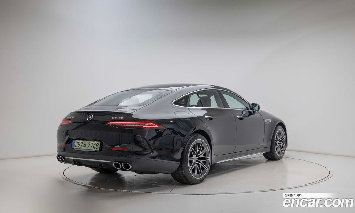 Mercedes-Benz AMG GT фото 2