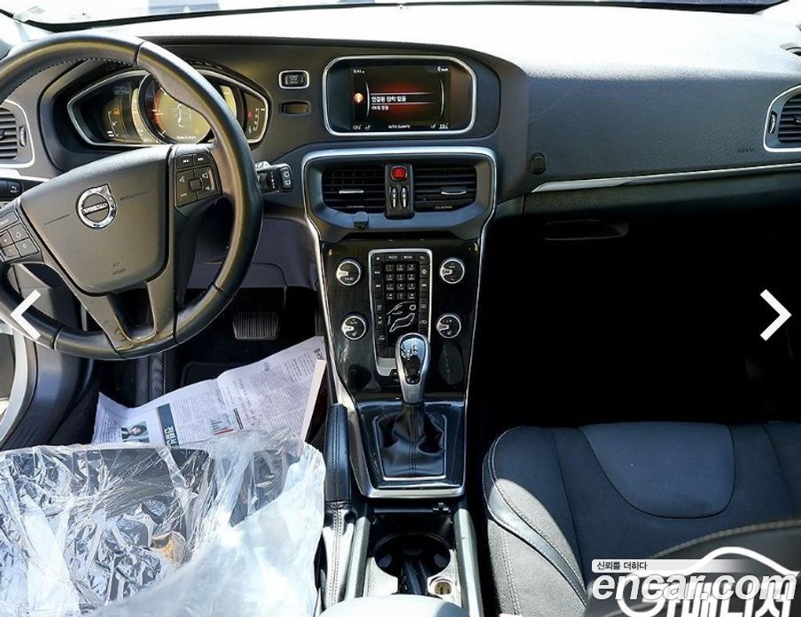 Volvo V40 фото 6