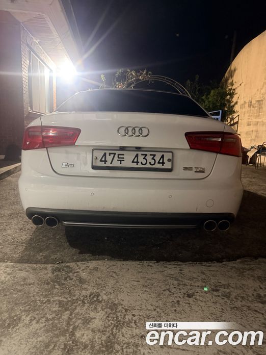 Audi A6 (C7) фото 2