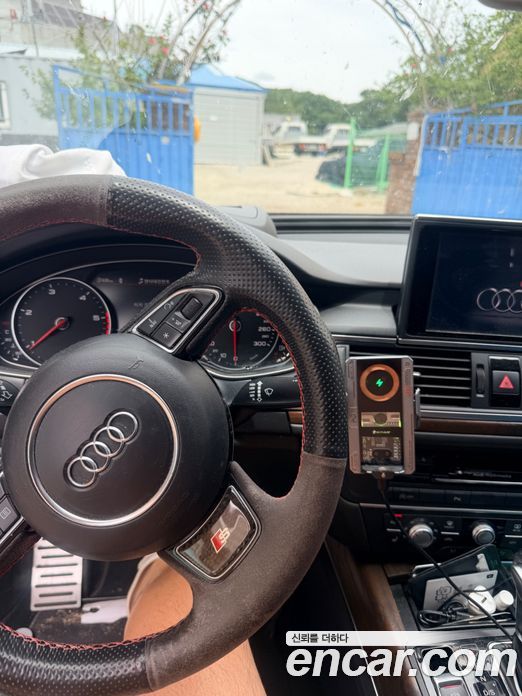 Audi A6 (C7) фото 5